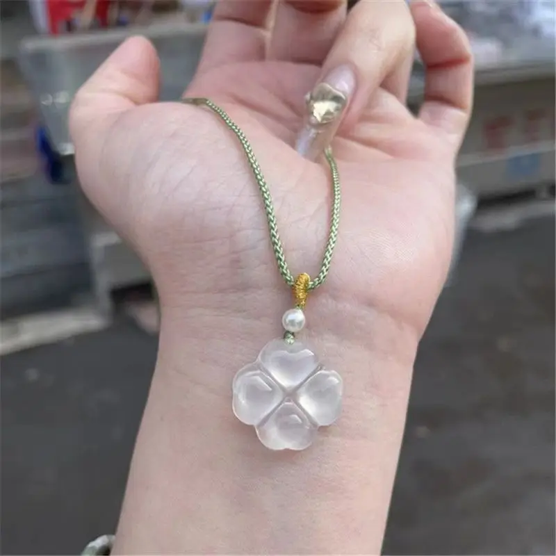 Jade Marrow Clover Pendant for Women's Popular Jewelry with Versatile Temperament and Versatile Style