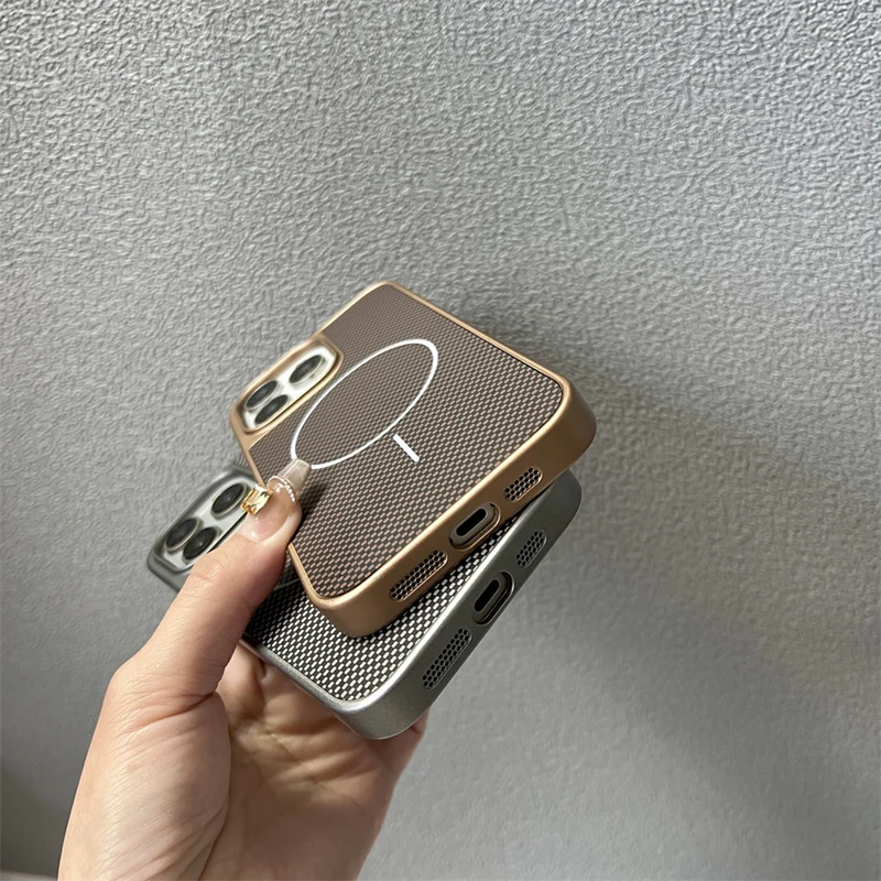Carbon Fibre Texture for MagSafe Phone Case for iPhone 16 17 17pro max 15 Pro 14 13 12 Magnetic Wireless Charging Bumper Cover