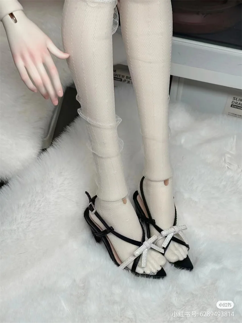 BJDドールシューズ おもちゃ シングル SD/DD/SDGR/SD16 ポインテッドトゥ 1/3 ガールズ クロスバックル ブラック レッド ブラウン エレガント ハイヒール ギフト ドールアクセサリー