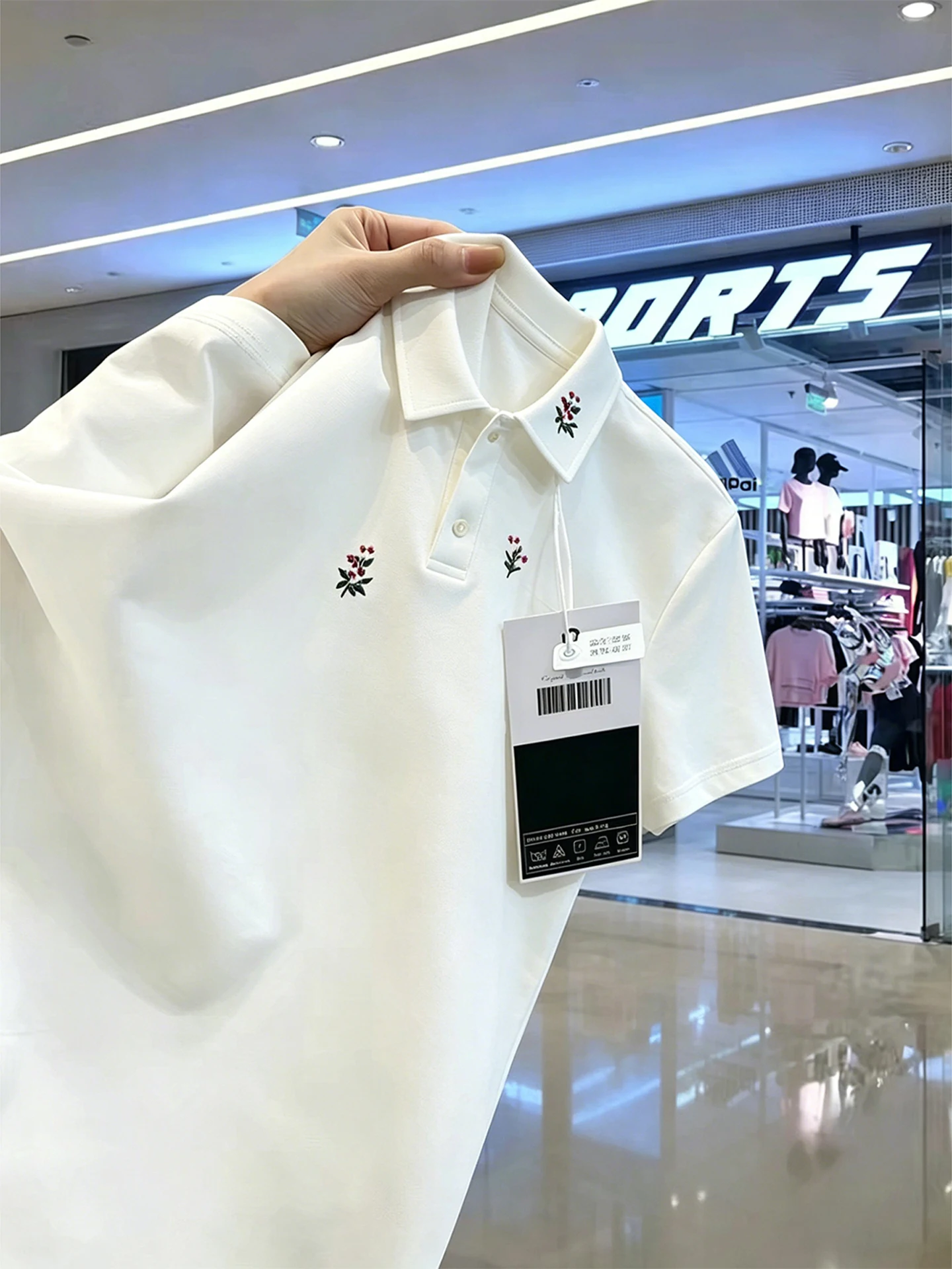 

Pure Cotton Short Sleeve Shirt with Floral Embroidery Heavyweight Summer T-Shirt for Men CleanFit Style Casual Wear