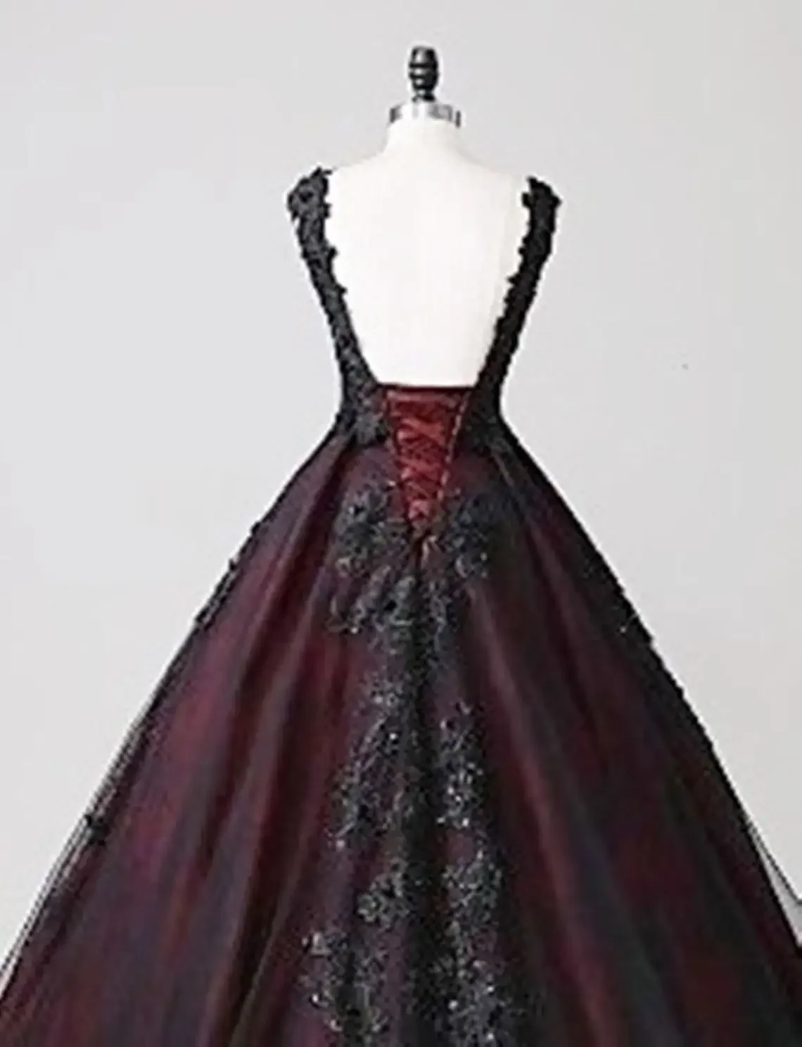 Vintage Luxury Burgundy และ Black Gothic งานแต่งงานชุดเจ้าสาวรัดตัวประดับด้วยลูกปัด 2024 ลูกไม้เจ้าสาวสวมใส่อย่างเป็นทางการที่กําหนดเอง