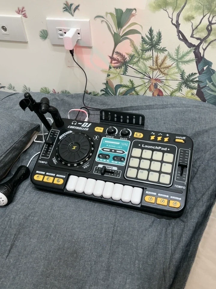 ของเล่นดนตรีสำหรับเด็กข้ามพรมแดน เครื่องเล่นดีเจดิสก์อเนกประสงค์ พร้อมบลูทูธและไมโครโฟน