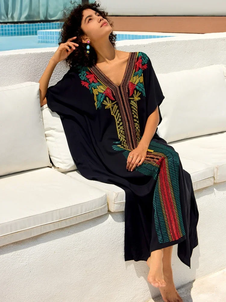 Edolynsa Chic Geborduurd Vrouwen Losse Zwarte Kaftan V-Hals Batwing Mouw Strandjurk Badpak Cover Up Gezellige Outfit Q1673