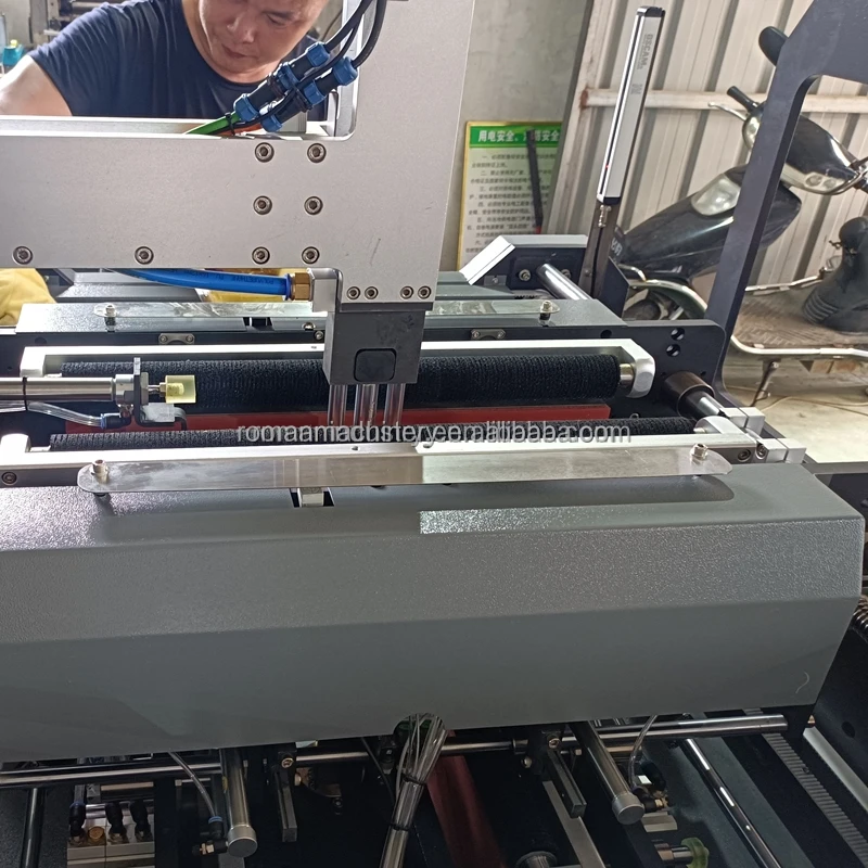 Roman Semi Automatic Rigid Box Forming & Folding Machine PLC Motor 18 Boxes/Min Cardboard Hard Gift Box Making Machine