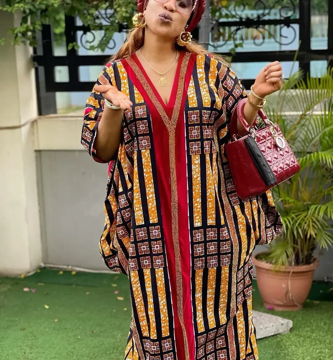 

African Dresses For Women 2023 Muslim New V-neck Maxi Femme Robe Nigerian Traditional Clothes Summer Fashion Abayas Dubai Boubou