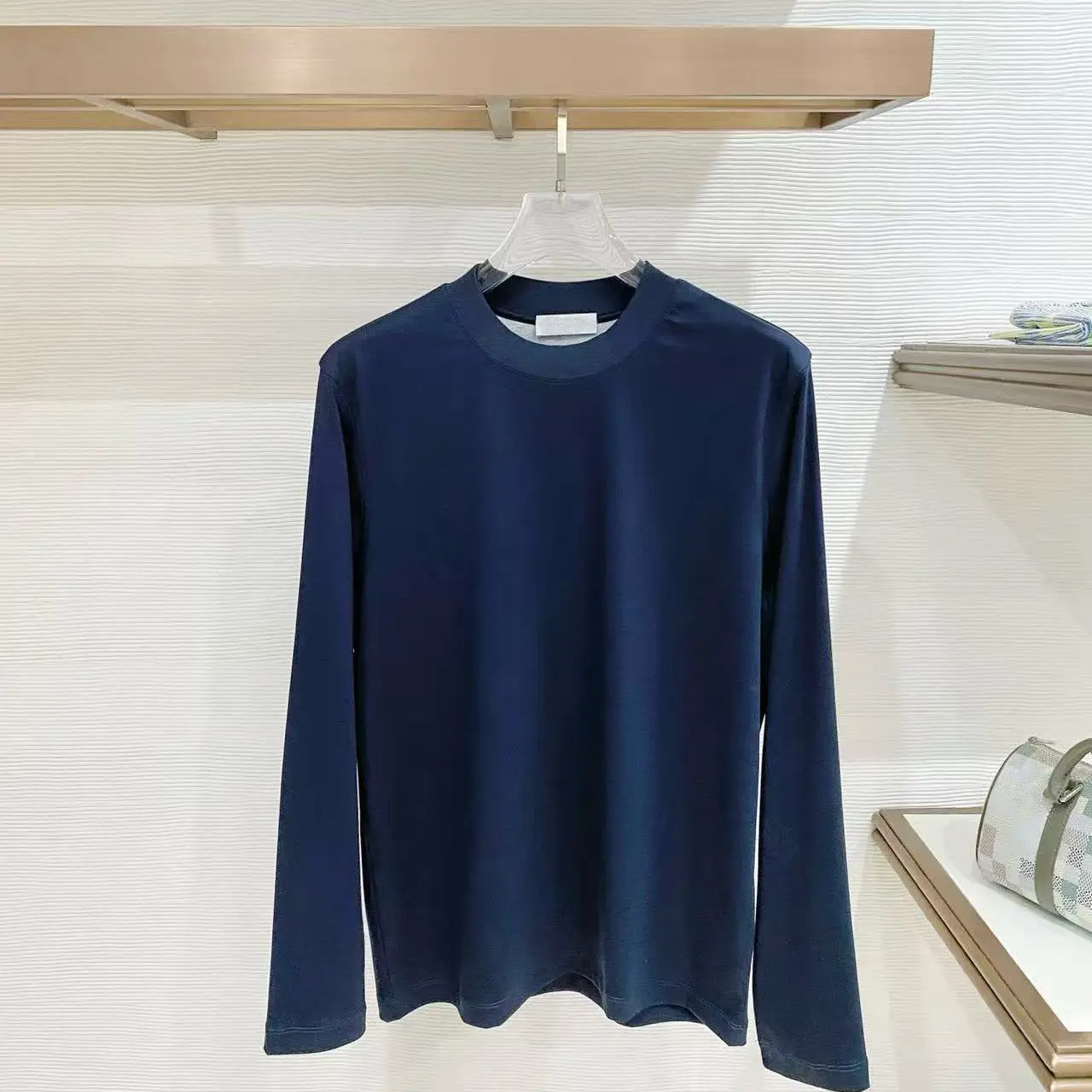 Italy autumn and winter new old money style light luxury round neck long sleeve casual simple solid color versatile top