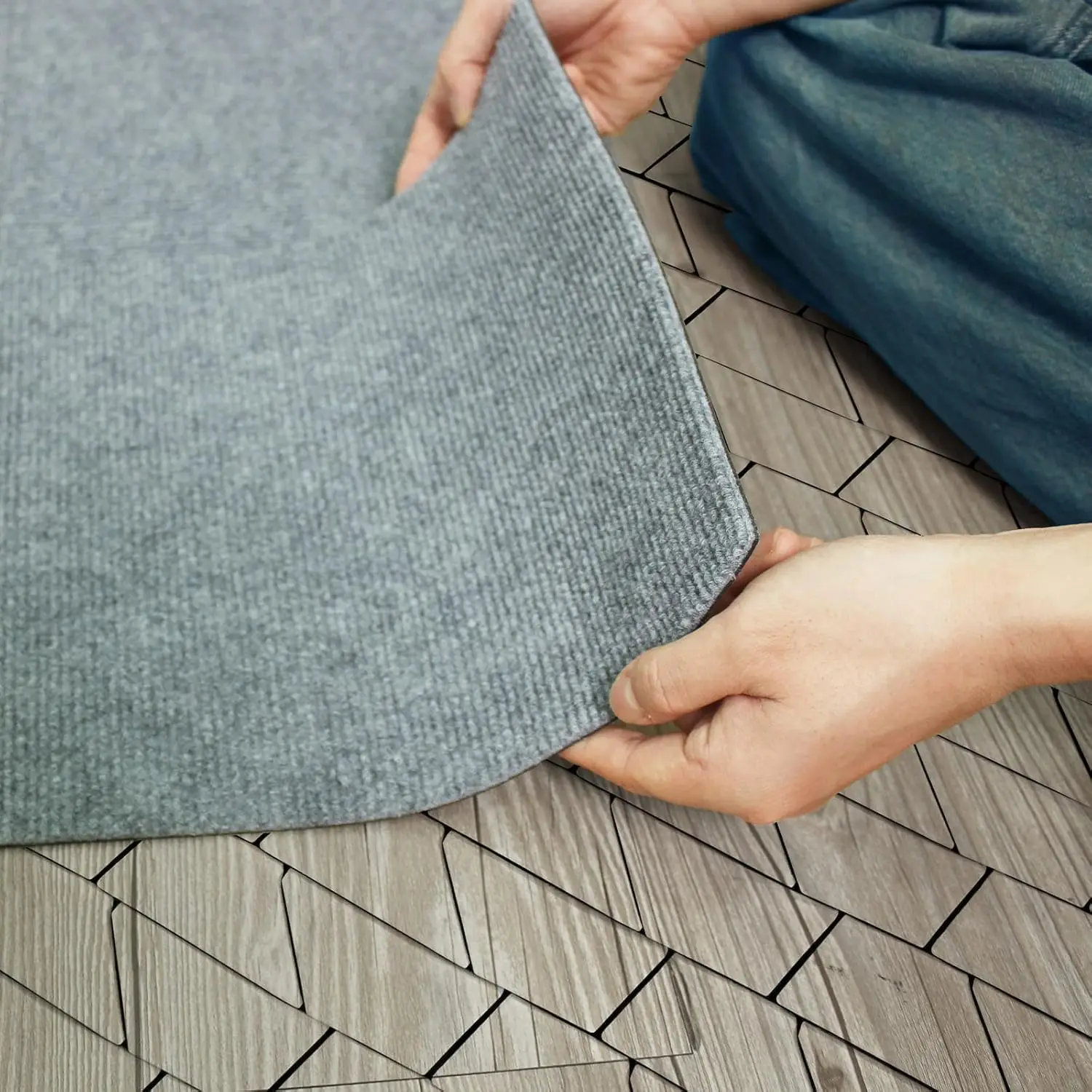 

Thick Self-adhesive Peel Stick Removable Square Carpet Sticker Floor Mats DIY Home Furnishing Tiles Hallway Indoor 200/400PCS