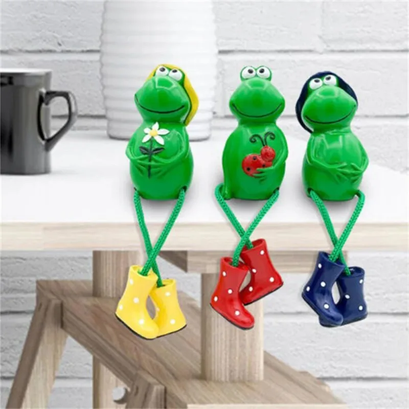

Home Decor Resin Frog Figurines Sitting with Dangling Legs Ideal for Gardening Themes and Cute Home Decoration Crafts Miniatures