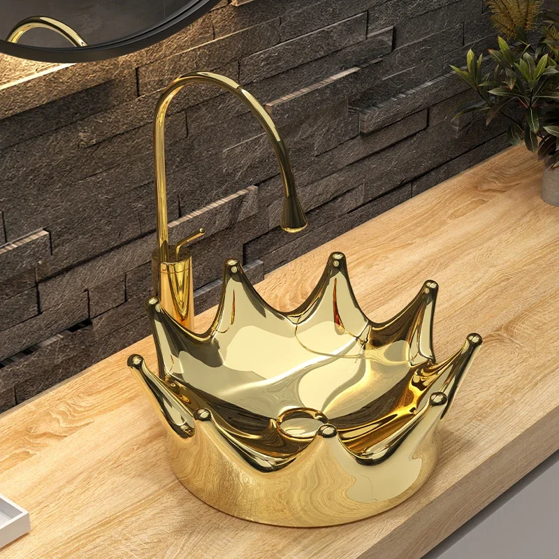 

Crown Gold Countertop Basin, Ceramic Art Basin, European Toilet Basin, Washbasin, Modern Personality Sink