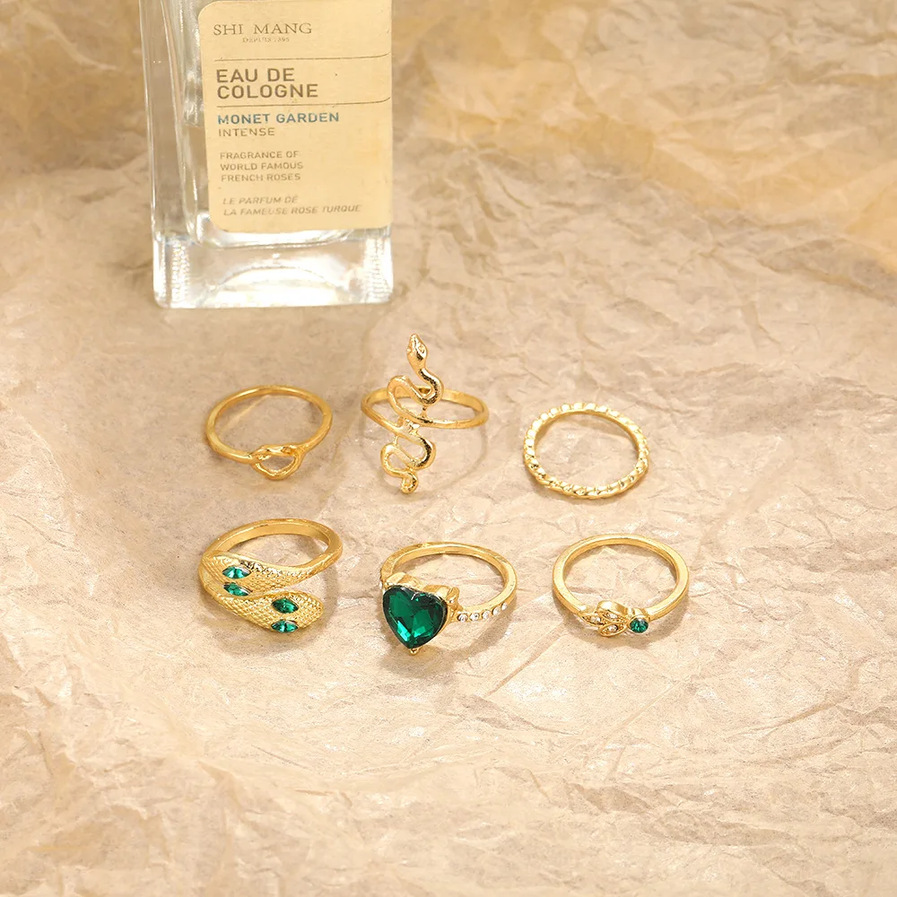 1Set New Fashion Set of Six Pieces Inlaid with Emerald Green Heart Snake Alloy Ring, Niche Design, High-End and Trendy Jewelry