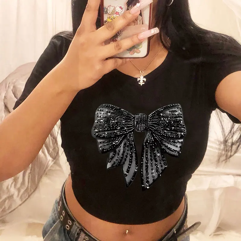 Summer Outfit with a Black Sequin Bow Print Pattern Short Sleeve O Neck Cropped Navel Women Crop Tops Fashion T-Shirt