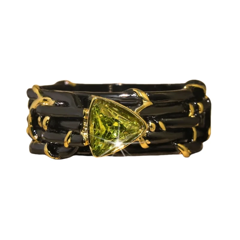 

Rings for Women's Unique Design Exaggerated Personality Black Gold Color Triangle Green Zircon Crystal Wedding Ladies Ring Gift