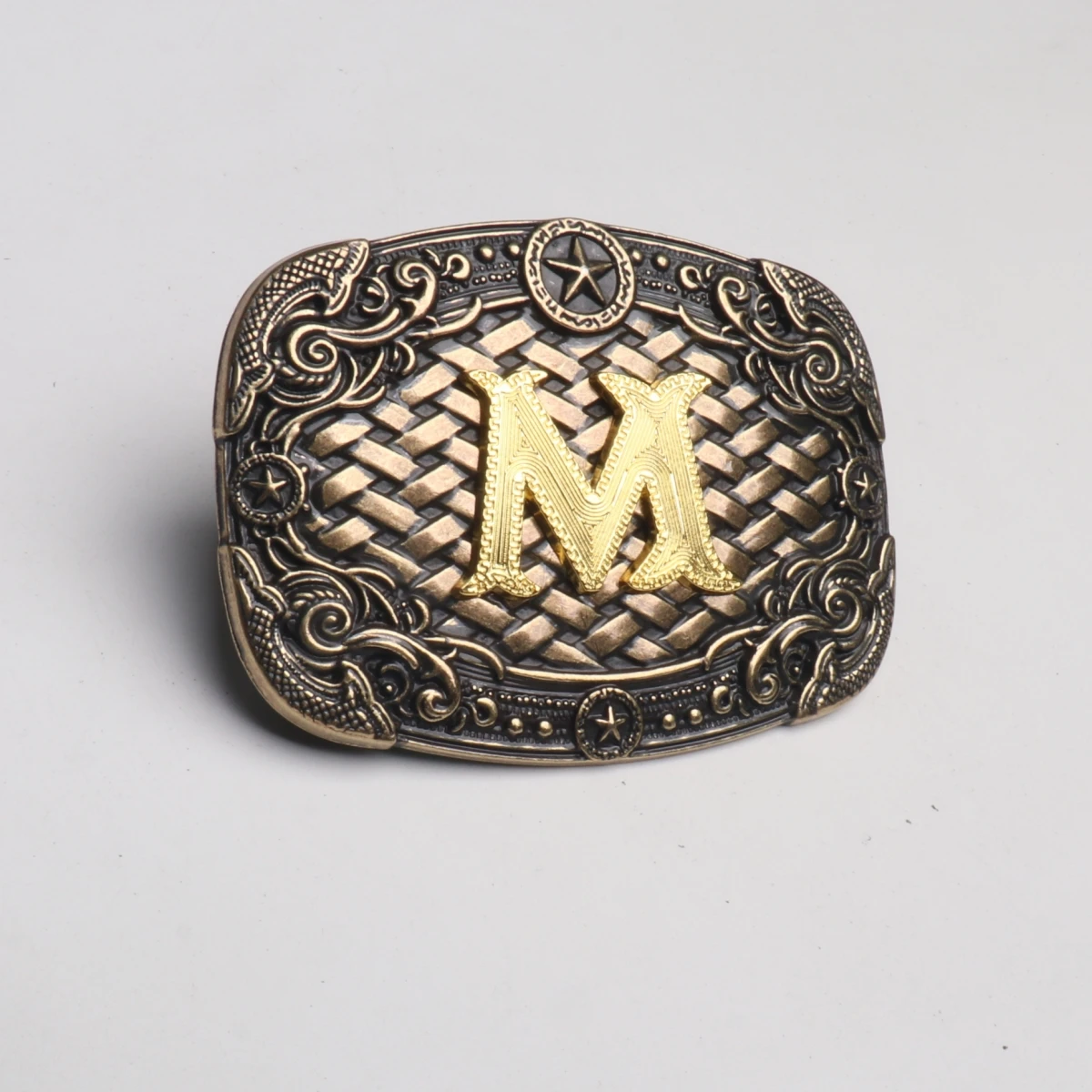A belt buckle, retro style, western-style belt buckle, metal letter relief buckle, denim pants belt buckle