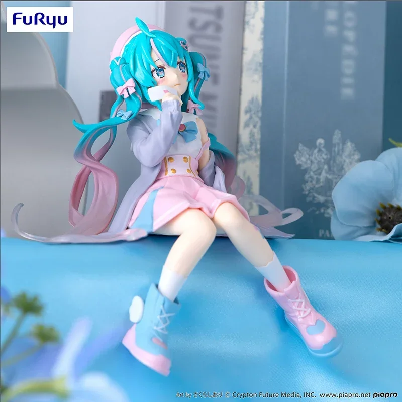 in-stock-original-13cm-anime-figure-furyu-vocaloid-hatsune-miku-love-sailor-dress-figuras-anime-model-toy-ornaments-gifts