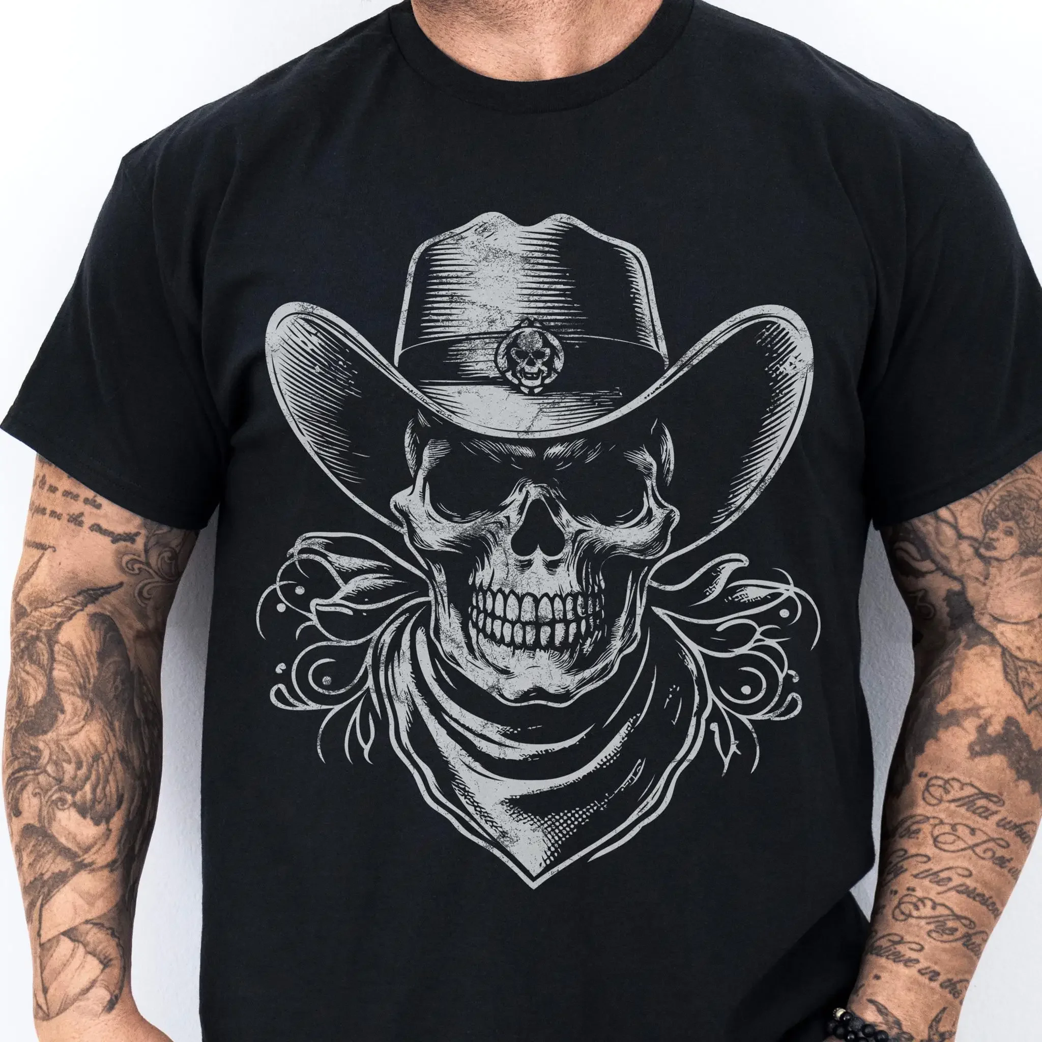 Western Cowboy Ghost Skull Halloween T-Shirt im Vintage-Stil, übergroß, vorne bedruckt, im Goth-Stil, für die gruselige Saison, für Cowgirls und Cowboys