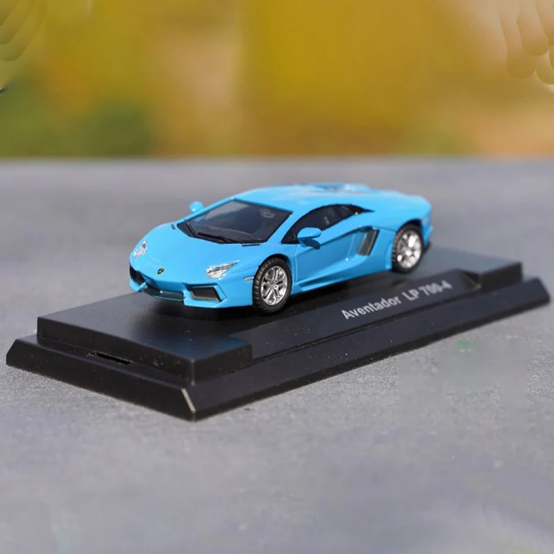 1:64 Scale Aventador LP700-4 Sports Car Simulation Alloy Car Model Static Display Collectible Toy Gift Souvenir Decoration