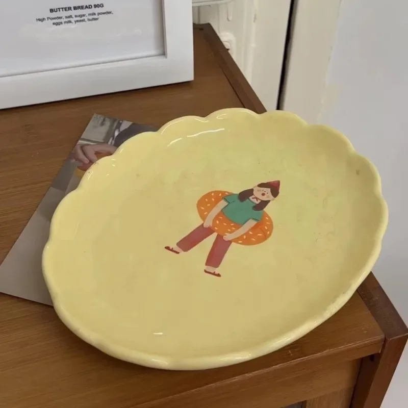 1 Pcs Ceramic Lace Milk Yellow Cartoon Bread Girl Flat Plate Ins Wind Dessert Plate 8 Inch Kitchen Household Тарелки Для Еды