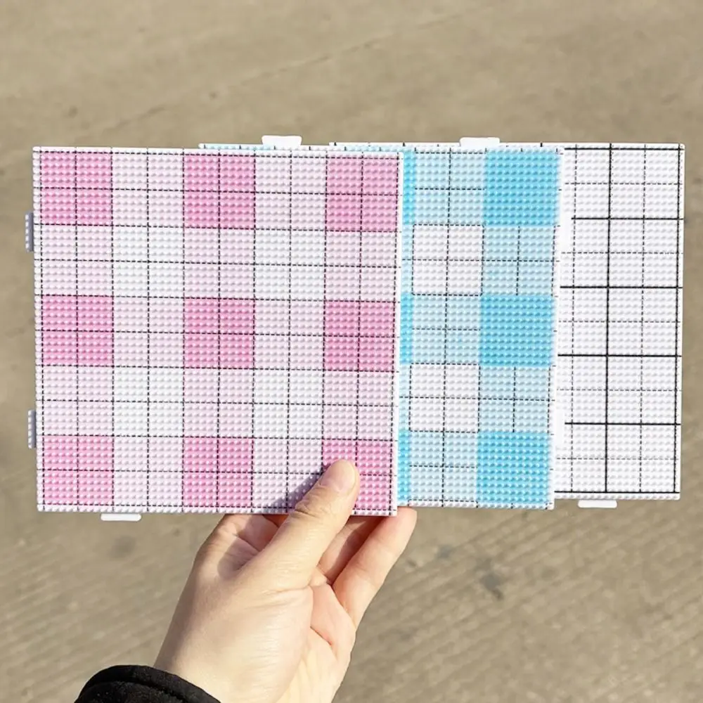 

Набор из 2 шт. подарочных досок для бисероплетения 2,6 мм, утолщенные, с 52 квадратными отверстиями, прочные, для бисера Hama, шаблон для пиксельных пазлов