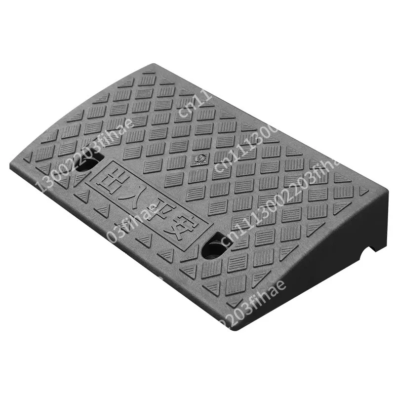 Car Bicycle Motorcycle Wheelchair Curb Ramp Portable Lightweight Curb Ramp Heavy Duty Plastic Threshold Ramp Mat