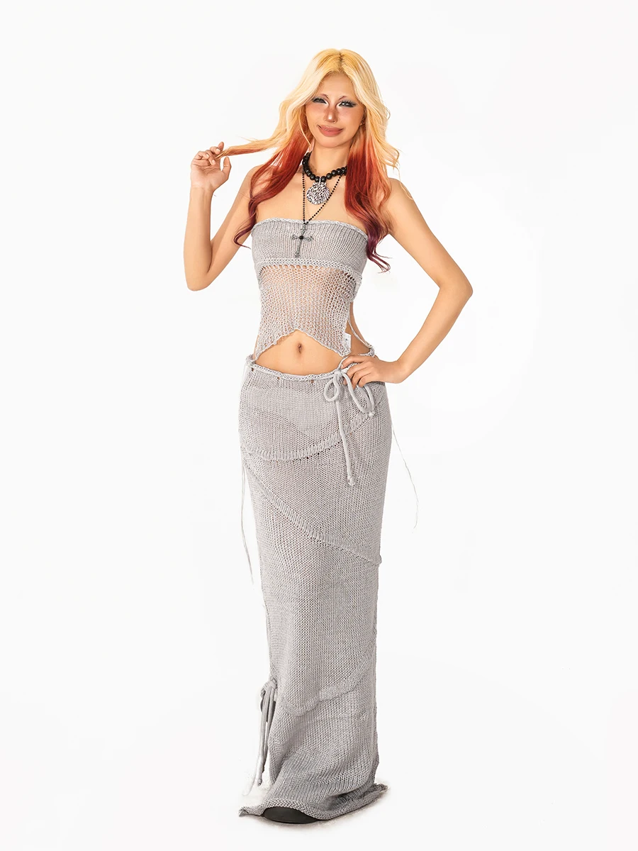 2025 Estate stile americano retrò sexy scava fuori irregolare lace-up ragazza calda lavorata a maglia senza spalline top gonna lunga set a due pezzi