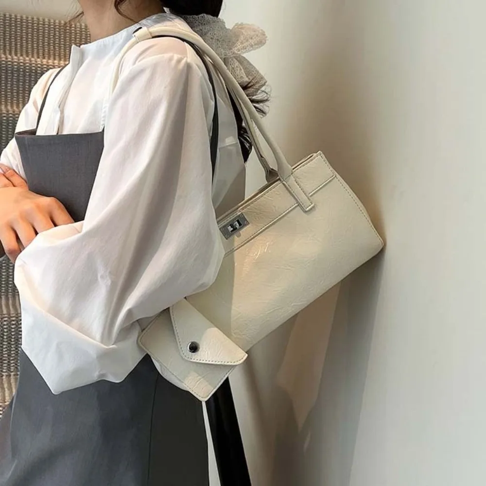 올 매치 스위트 프렌치 스틱 핸드백 레이스 교수형 파우치 PU 숄더 백 보우 리본 대용량 질감 겨드랑이 가방 매일