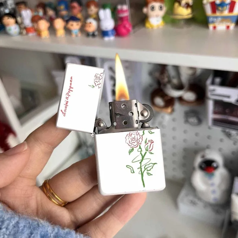 Vintage Rose Kerosenes Lighter, Ins Style Windproof Metal Cigarette Lighter, Creative Flower Print, Couple Gift