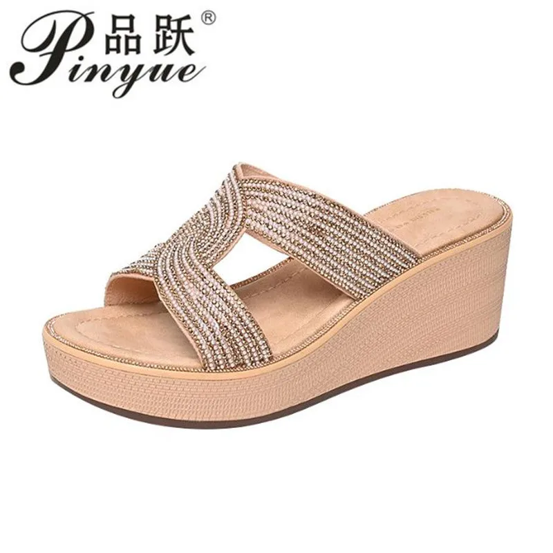 

Женские шлепанцы с перфорацией, свадебная обувь на платформе, высокий каблук, цвет под золото, летняя офисная обувь, большие размеры 33-41