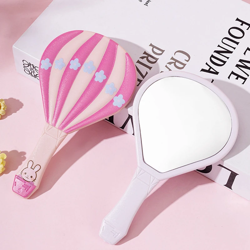 พลาสติก Hot Air บอลลูนรูปร่างกระจกความละเอียดสูง Mini Handheld Sector กระจกน้ําหนักเบาแบบพกพาแต่งหน้ากระจกกระจกของขวัญ