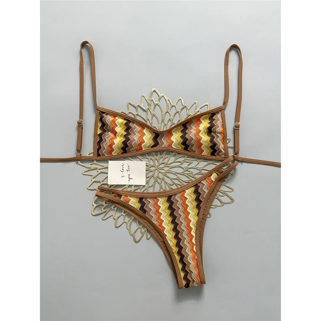 2026 Gestreifter High-Leg-Cut Brasilianischer Bikini Damen-Badeanzug Zweiteiliger Bikini-Set Badebekleidung Badeanzug V8216 – Detail 8