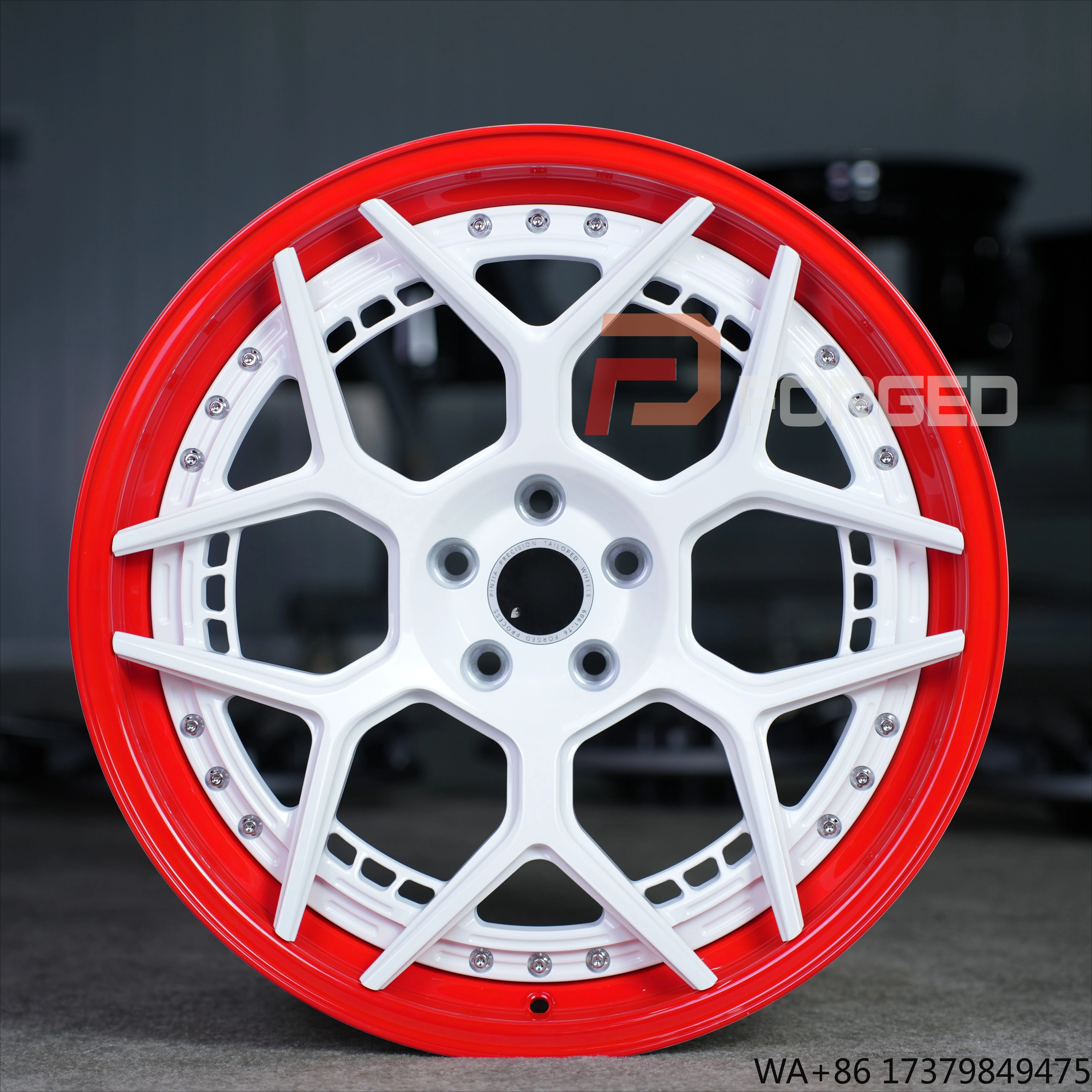 

Custom 2-piece Forged Alloy Wheels for Audi A4 A6 S4 S6 RS4 RS6 Q5 Mercedes-Benz CLA45 AMG GT CLS BMW M4 M3 3 Series X3M X5M