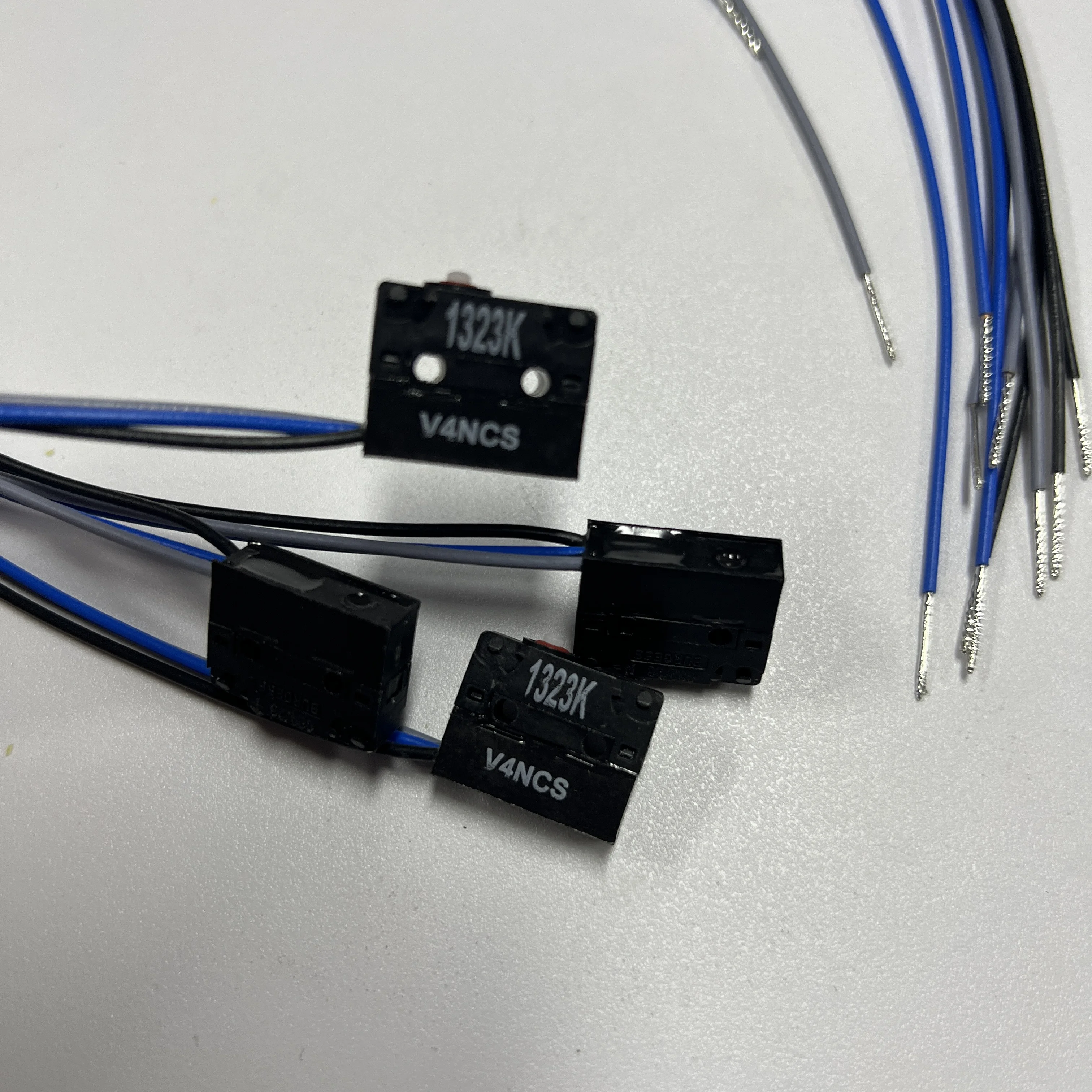 Novo micro interruptor de êmbolo original Saia-Burgess V4NCS - Spot, genuíno, alta confiabilidade