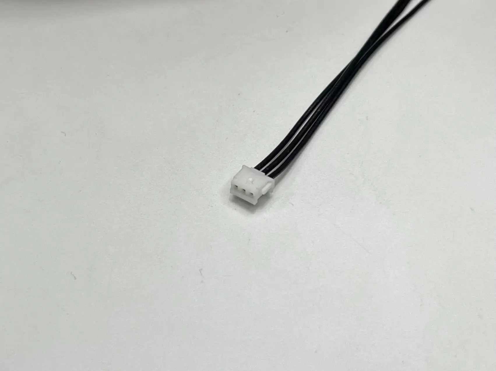 ZHR-3-Kabelbaum, OTS-Kabel der JST ZH-Serie mit 1,5 mm Rastermaß, 3P, von der Stange, SCHNELLE LIEFERUNG