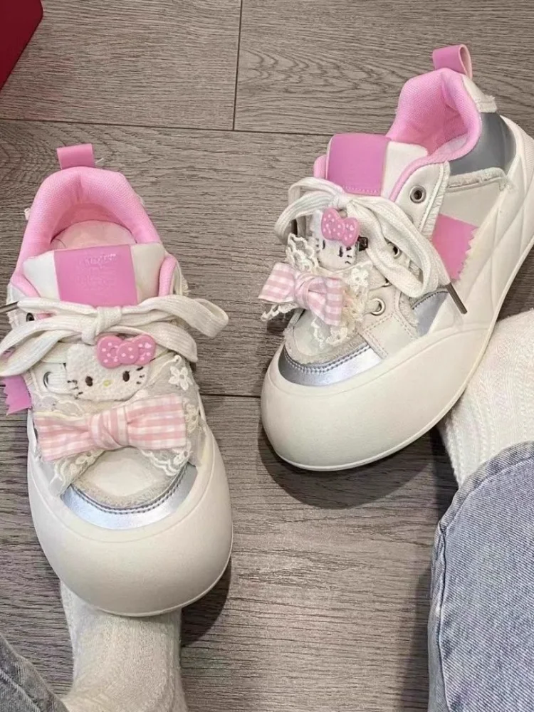 

Cute Sanrio Hello Kitty Sneakers Women's All Season Laced Up Trainers Teenager Casual Shoes Girls Sports Shoes Thick Board Shoes