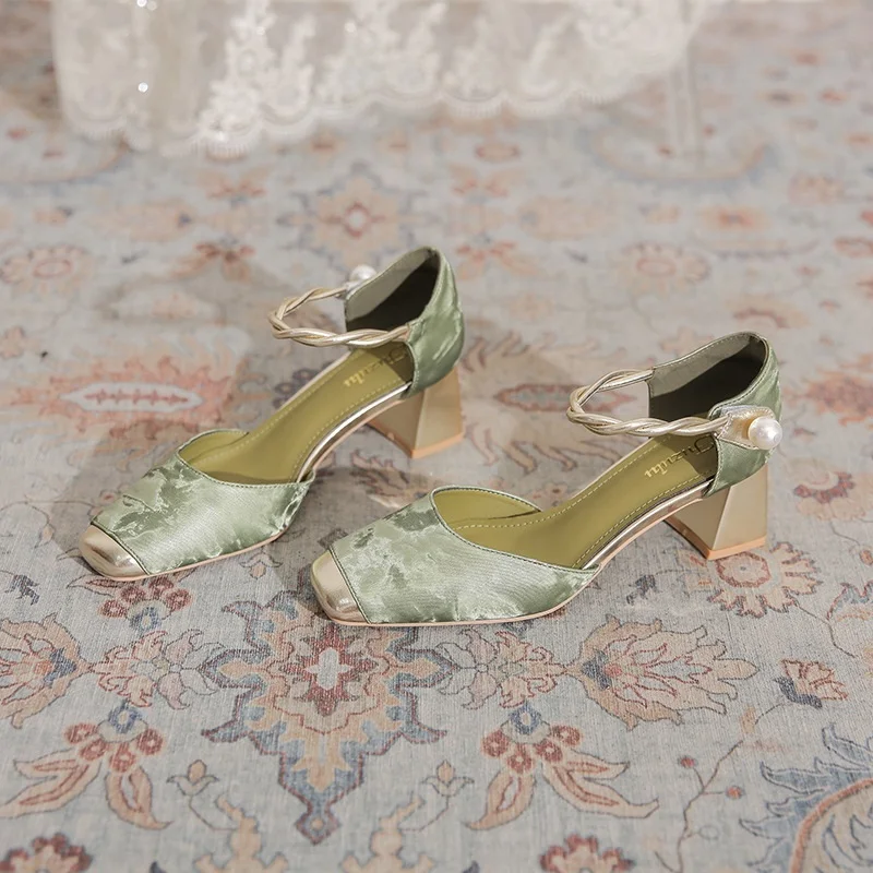 

Chinese Style Sandals Chunky Heel Women Summer Shoes Female Footwear Abnormal Heel Slippers Ladies Sandals Women Slides D037