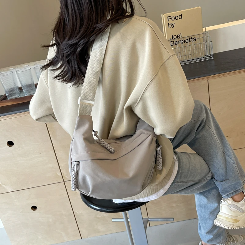 Casual Solid Nylon Hobos Shoulder Bags Simple Versatile Wide Straps Popularity Crossbody Bags for Women 2024 Fashion Hot Sale