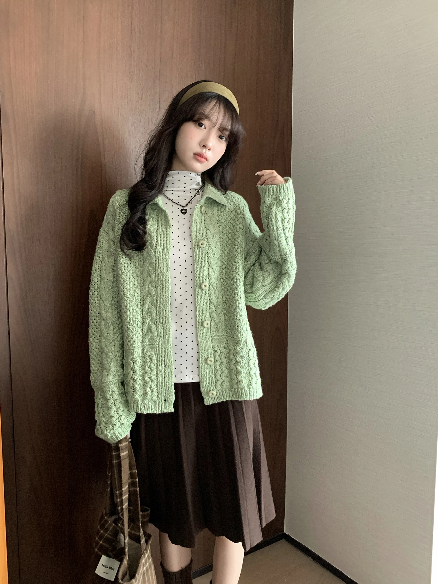 

Новинка! Женский теплый кардиган Holli Korean Sle Thi: вязаный свободный свитер с воротником-косичкой для осени и зимы