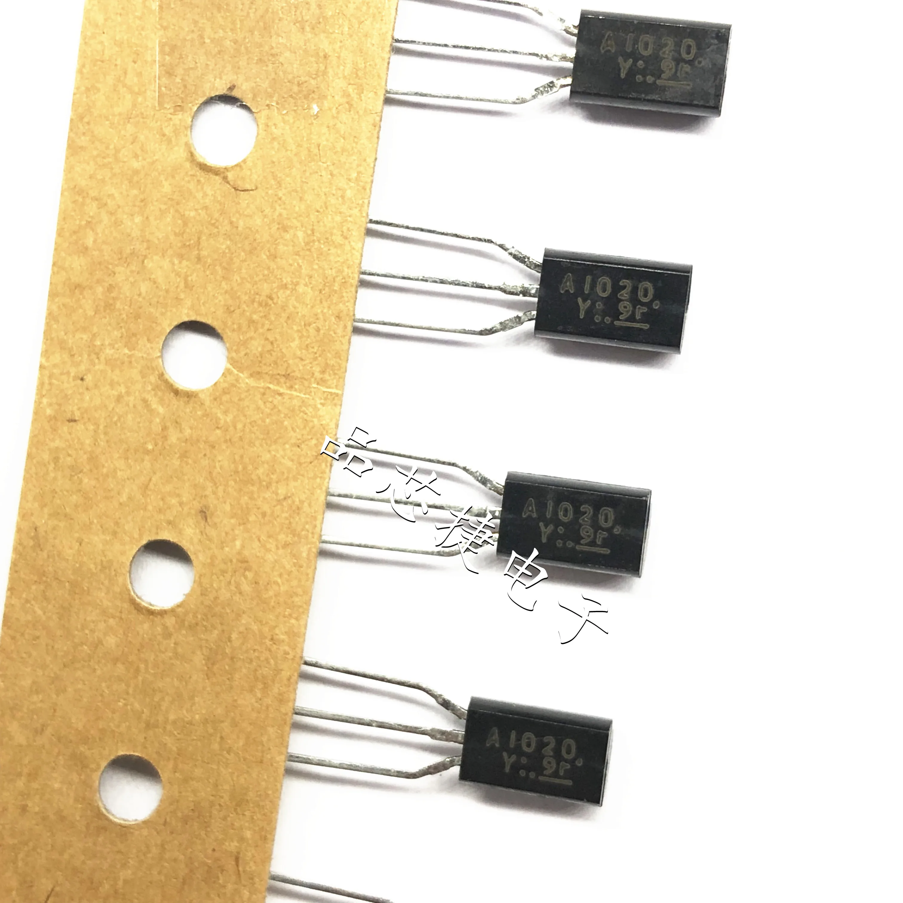 10pcs/Lot 2SA1020-Y (TE6,F,M)  Marking A1020 Y TO-92MOD Transistor Silicon PNP，Power Amplifier Power Switching Applications