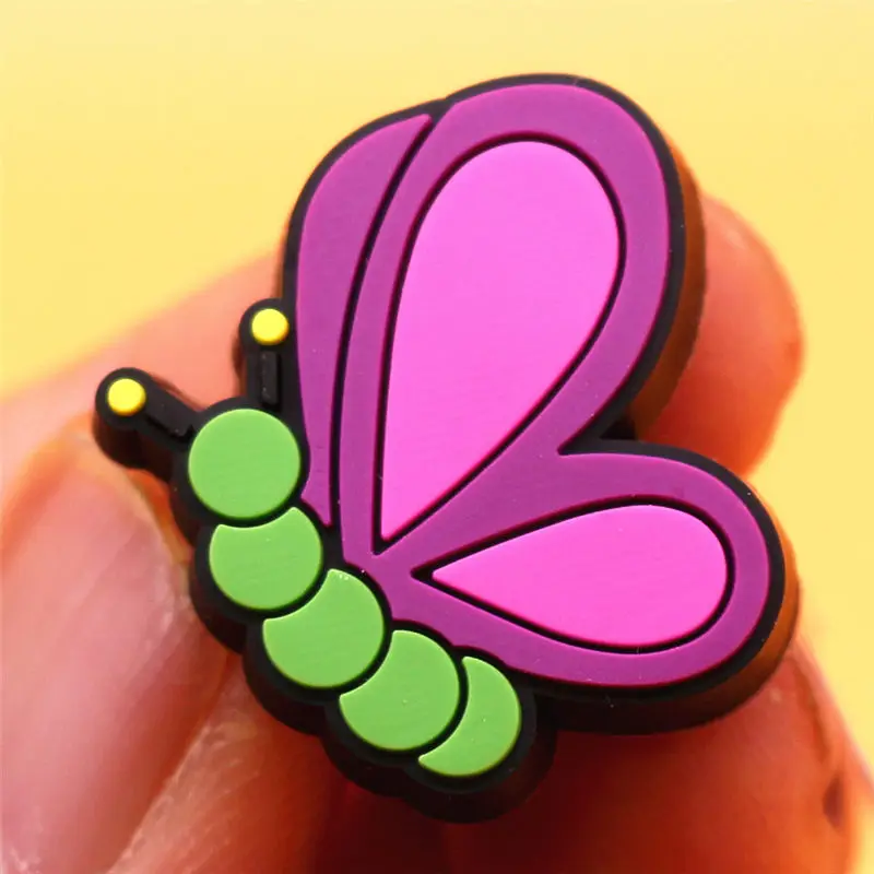 Dijes de PVC de unicornio arcoíris para zapatos, decoraciones de alfileres de mariposa, helado, accesorios de hebilla de diseñador, 1 piezas