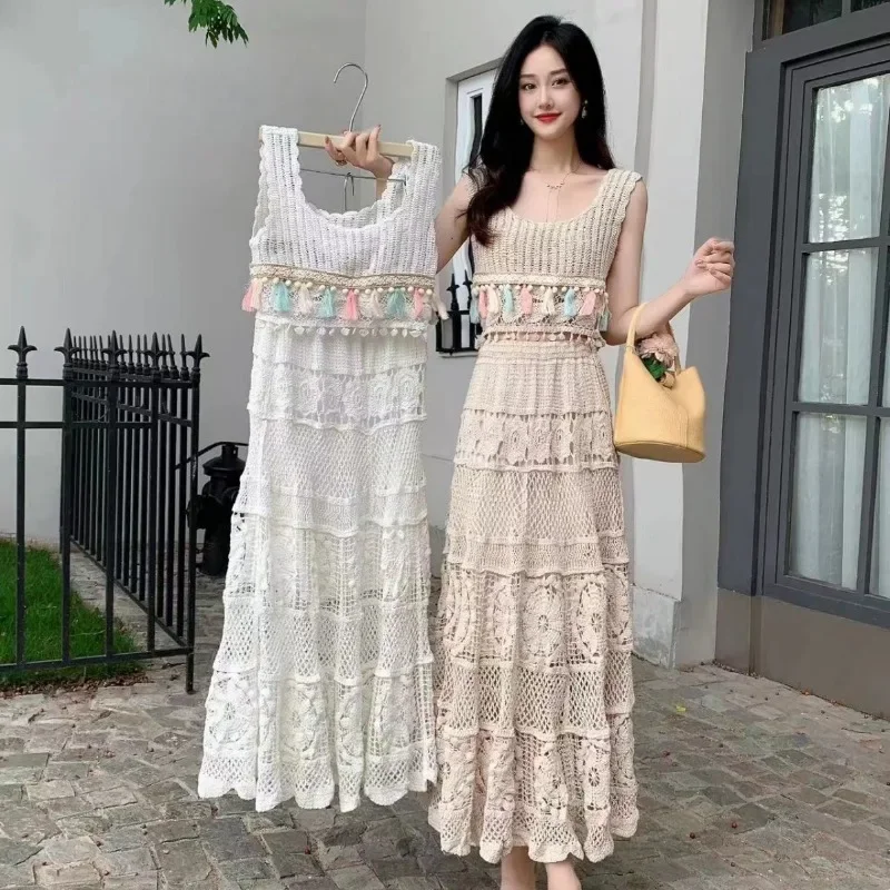 

New Seaside Vacation Design Niche Temperament Hollow Crochet Lace Knit High Waist Mid-length Skirt