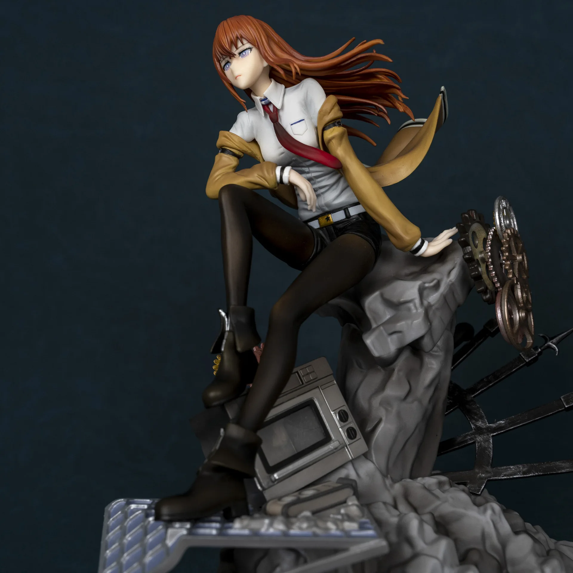 Figurine Steins Gate Makise Kurisu, Posture assise, modèle animé, ornement de bureau, décorations, cadeaux de vacances, jouets pour enfants