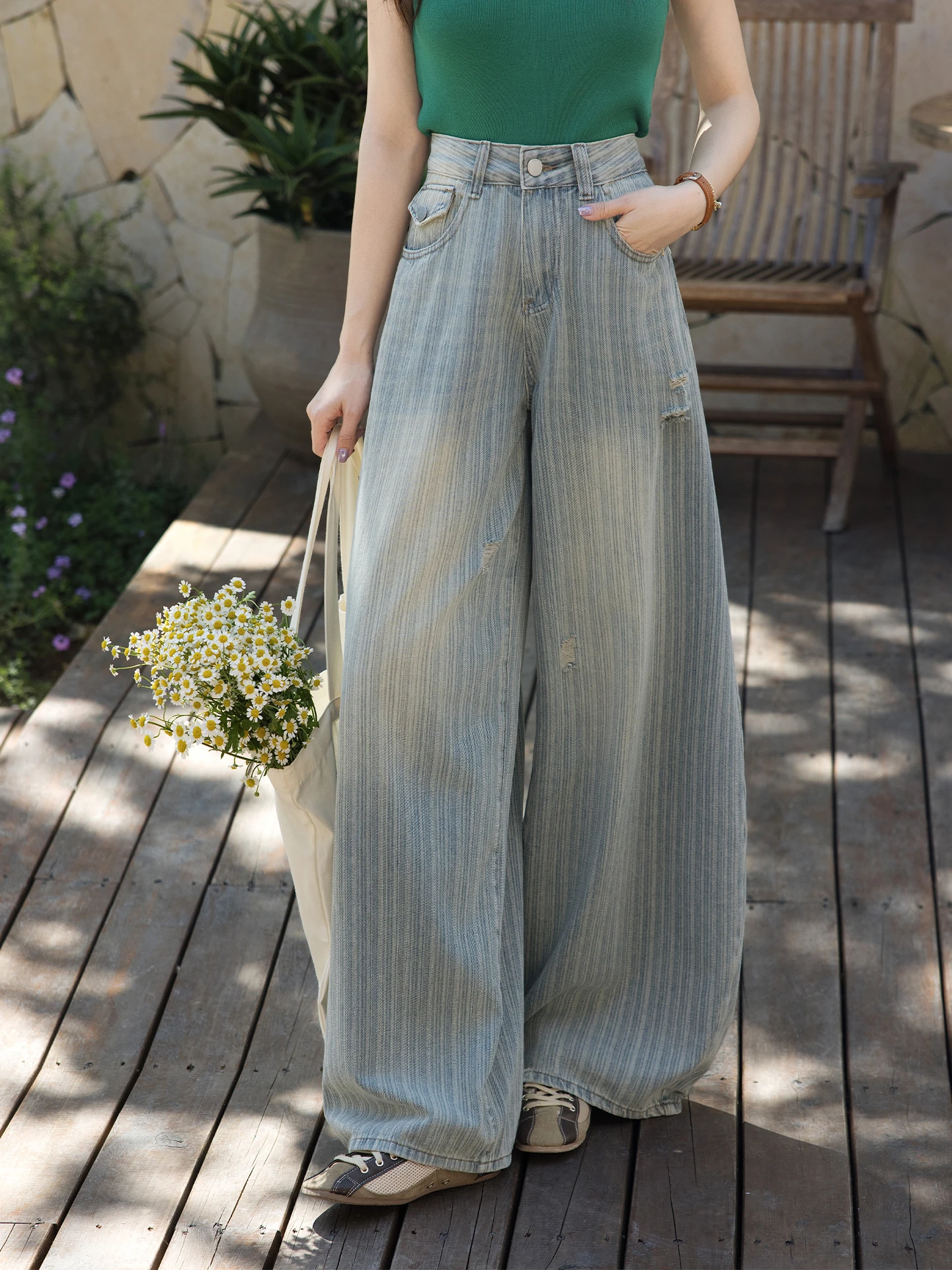 

Light Blue Striped Loose High Waist Denim Jeans Street Style Spring 2026 Women's Fashion Torn Wide Leg Pants