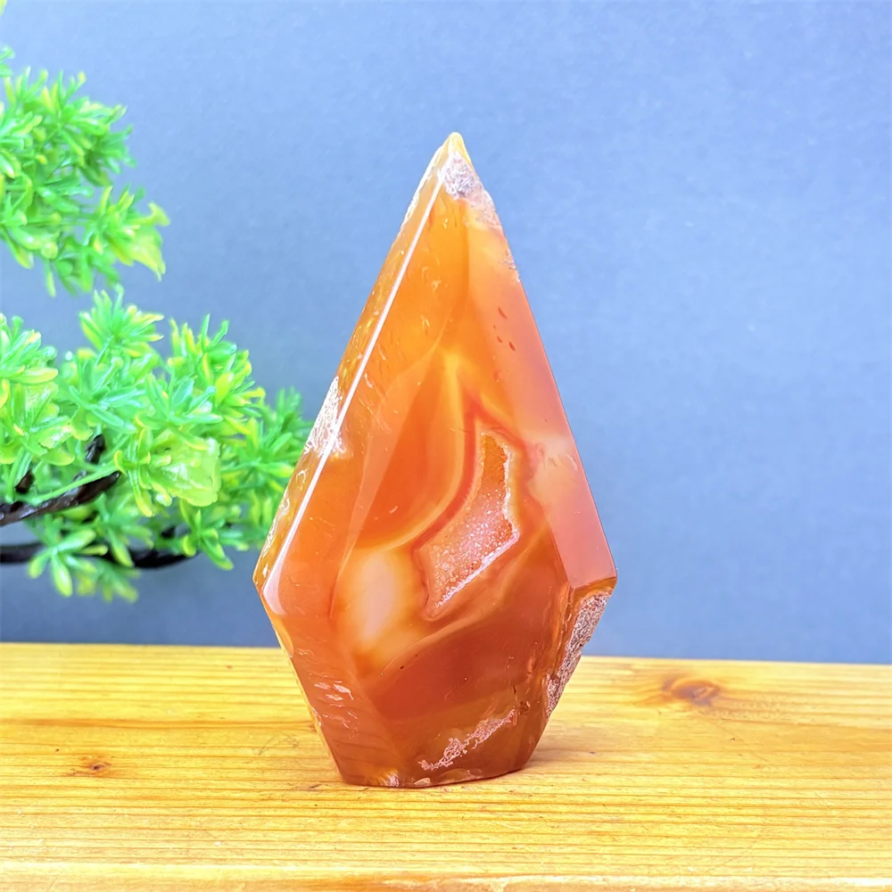Natural Carnelian Red Silk Agate Reiki Healing Wand Free Form Flame Shape Chakra Meditation Tool Home Garden Decor Gift