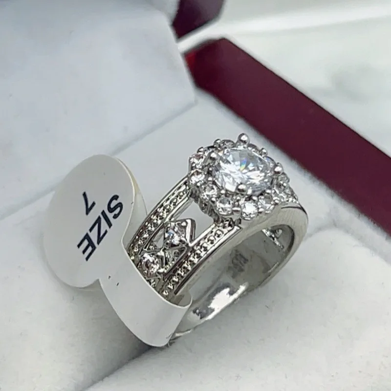 

Copper Based Silver Plated Round Cut Cubic Zirconia Engagement Ring for Women Vintage Statement Jewelry for Bridal Daily Wear