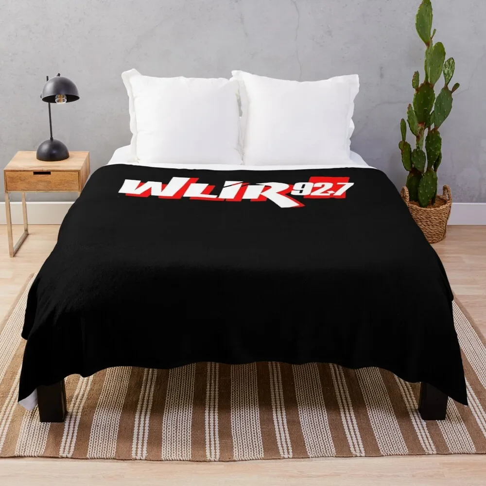 

WLIR black Throw Blanket Stain Resistant Cozy Warm Blanket