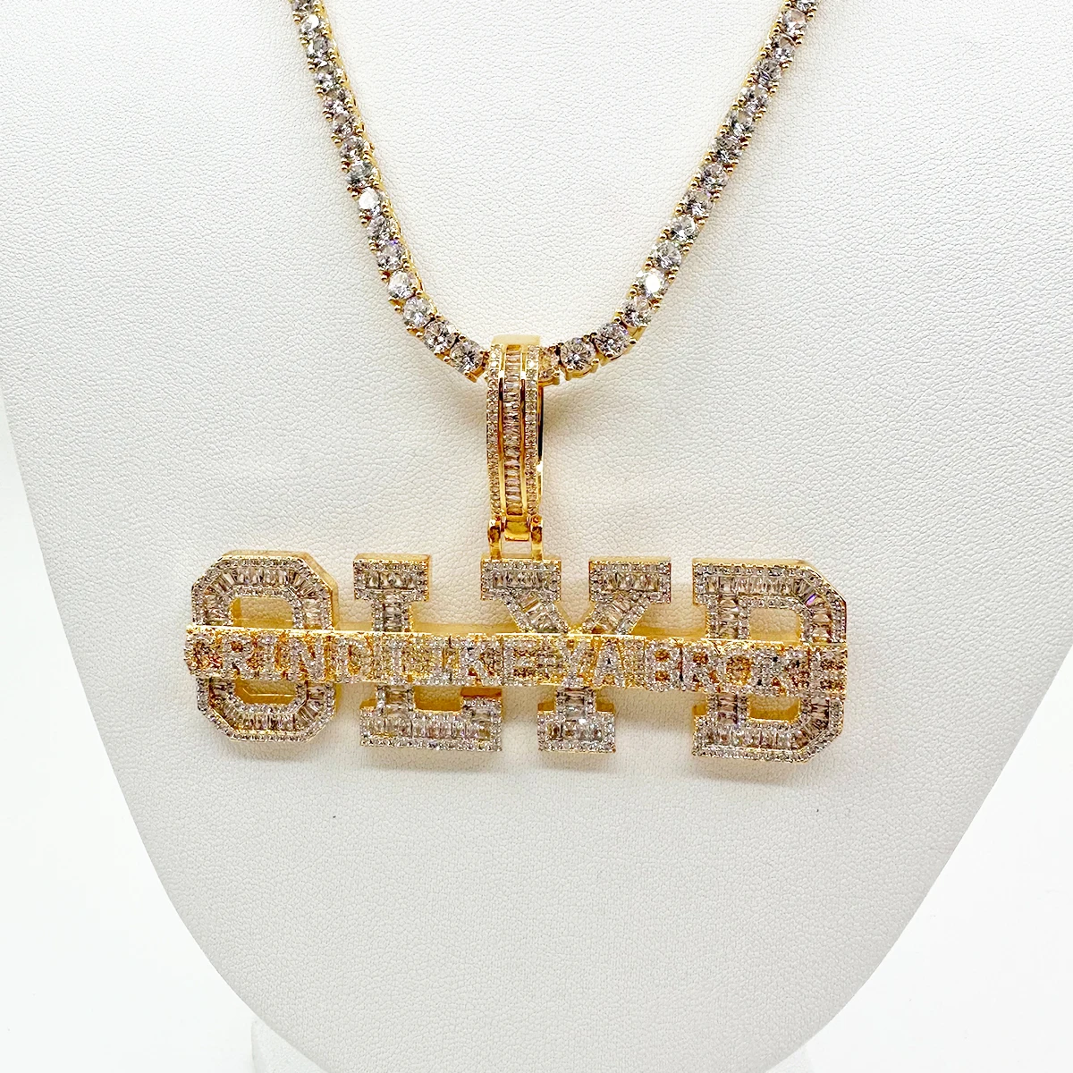 Drip Letter Iced Out Necklace for Men Prong Setting Pendant Real Gold Plated Hip Hop Jewelry