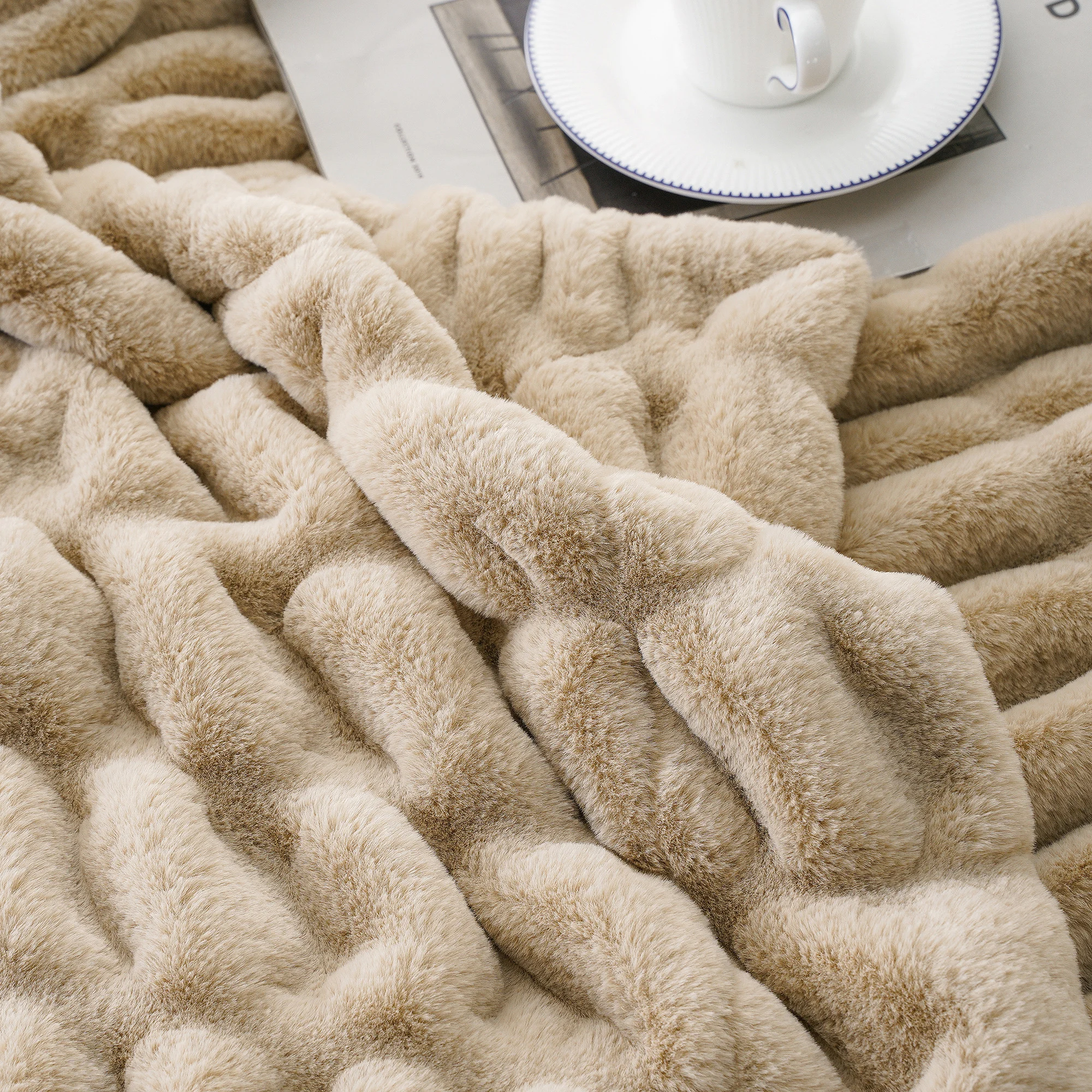 Battilo Luxury Faux Rabbit Fur Throw Blanket Thick Warm Plaid Throws for Bed Sofa Double Side Soft Fluffy Blankets Winter Decor