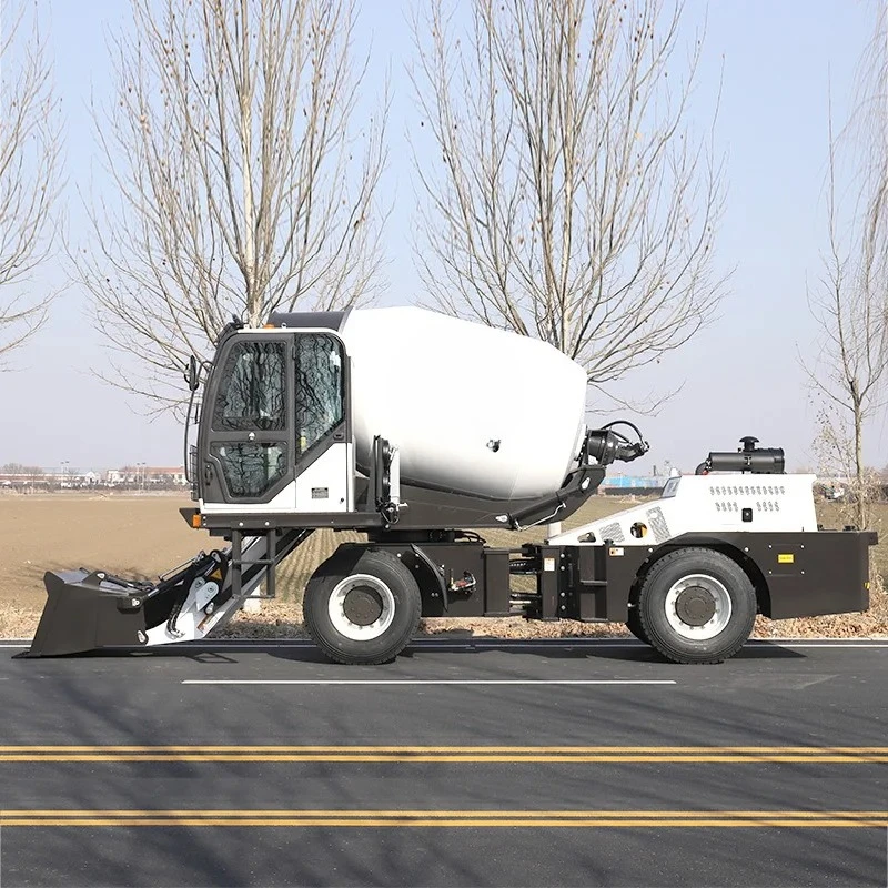شحن مجاني الذاتي تحميل 2m3 3m3 4m3 6m3 طبل خلاط الخرسانة الذاتي تحميل آلة خلط الخرسانة المتنقلة