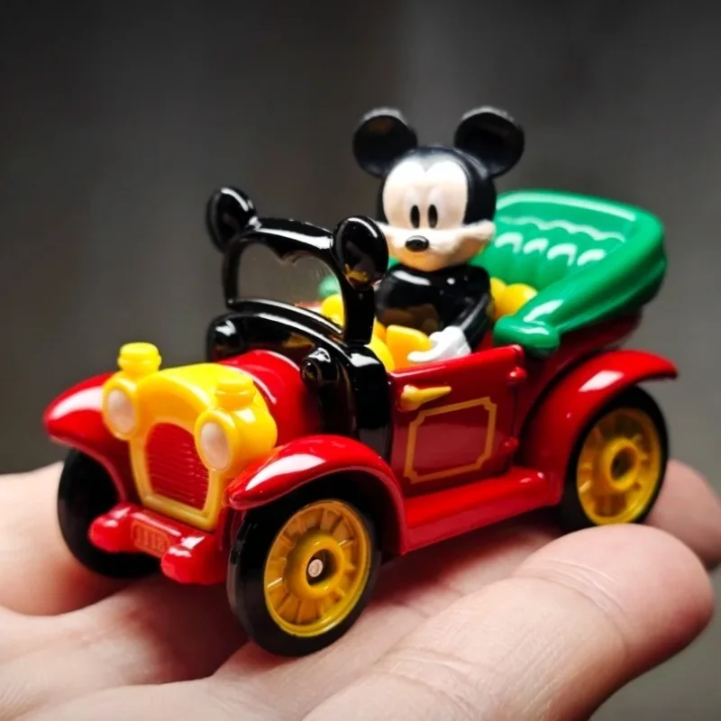 

TOMY Alloy Toy Car Display Model Mickey Mouse Car Non-Radio Controlled Model Vehicle Collectible Item For Kids & Collectors