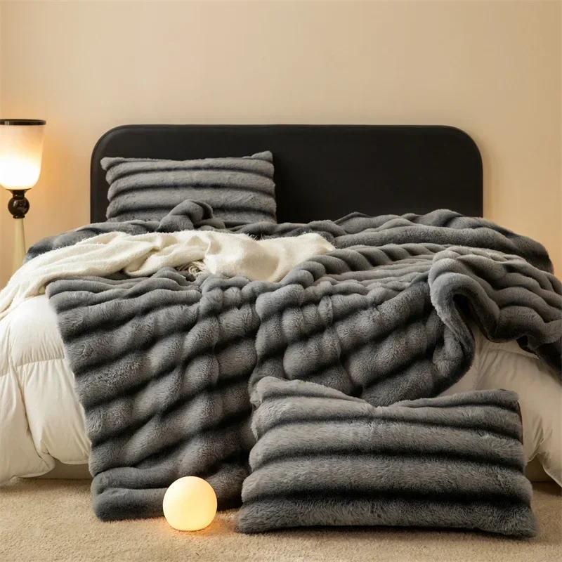 Imitation Rabbit Fur Plush Blanket Winter Warmth Super Comfortable Blanket Bed Luxury Warm Sofa Cover High Quality Throw Blanket