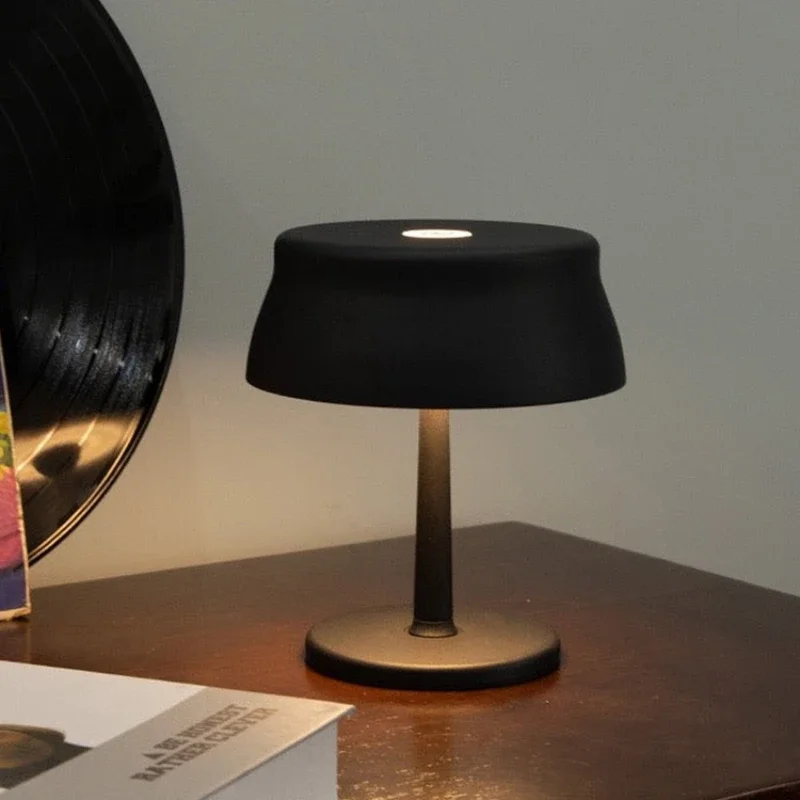 

Bedroom bedside table lamp wireless charging handheld convenient study USB desk decoration